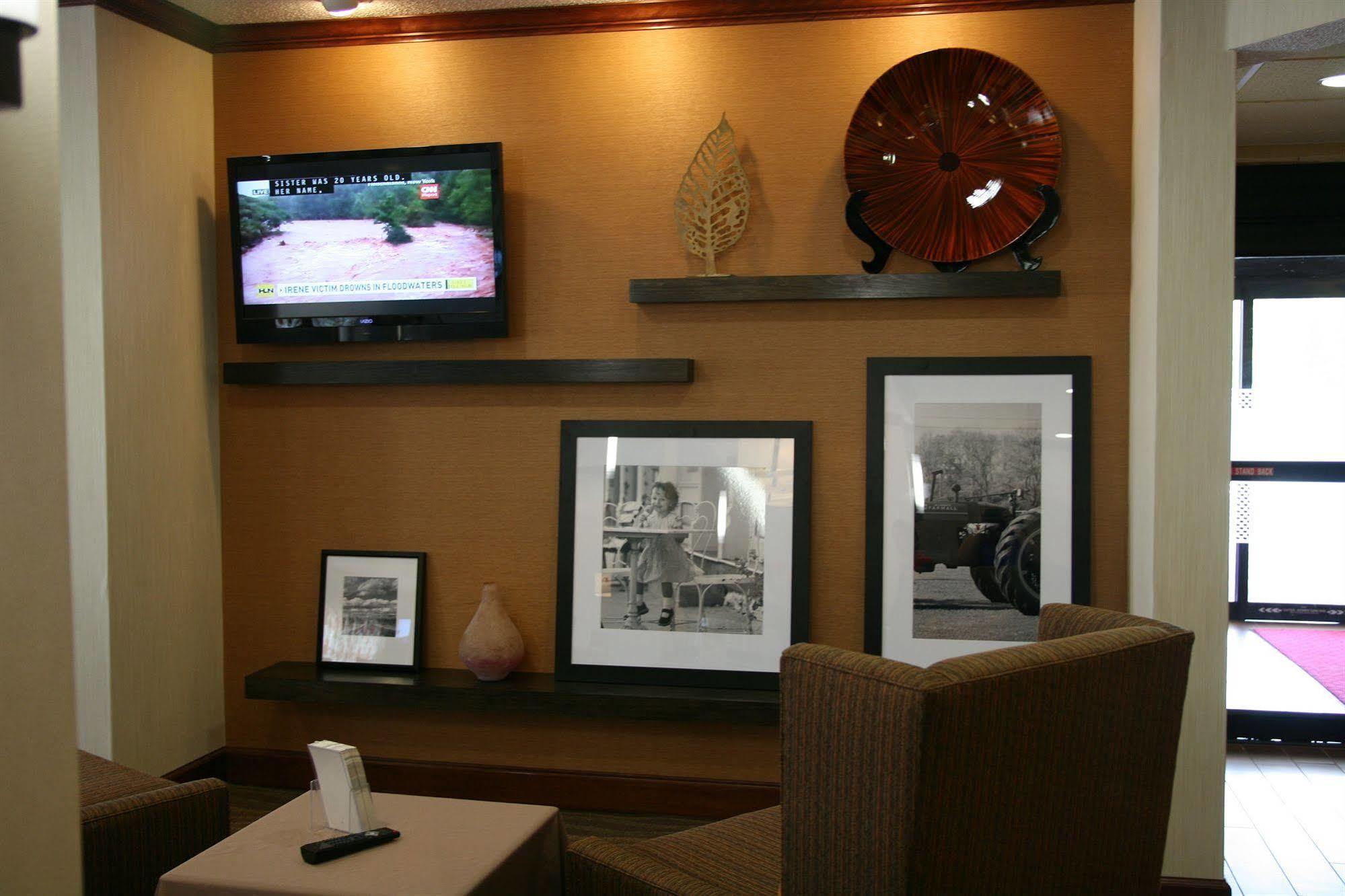 Hampton Inn Manhattan Exterior foto