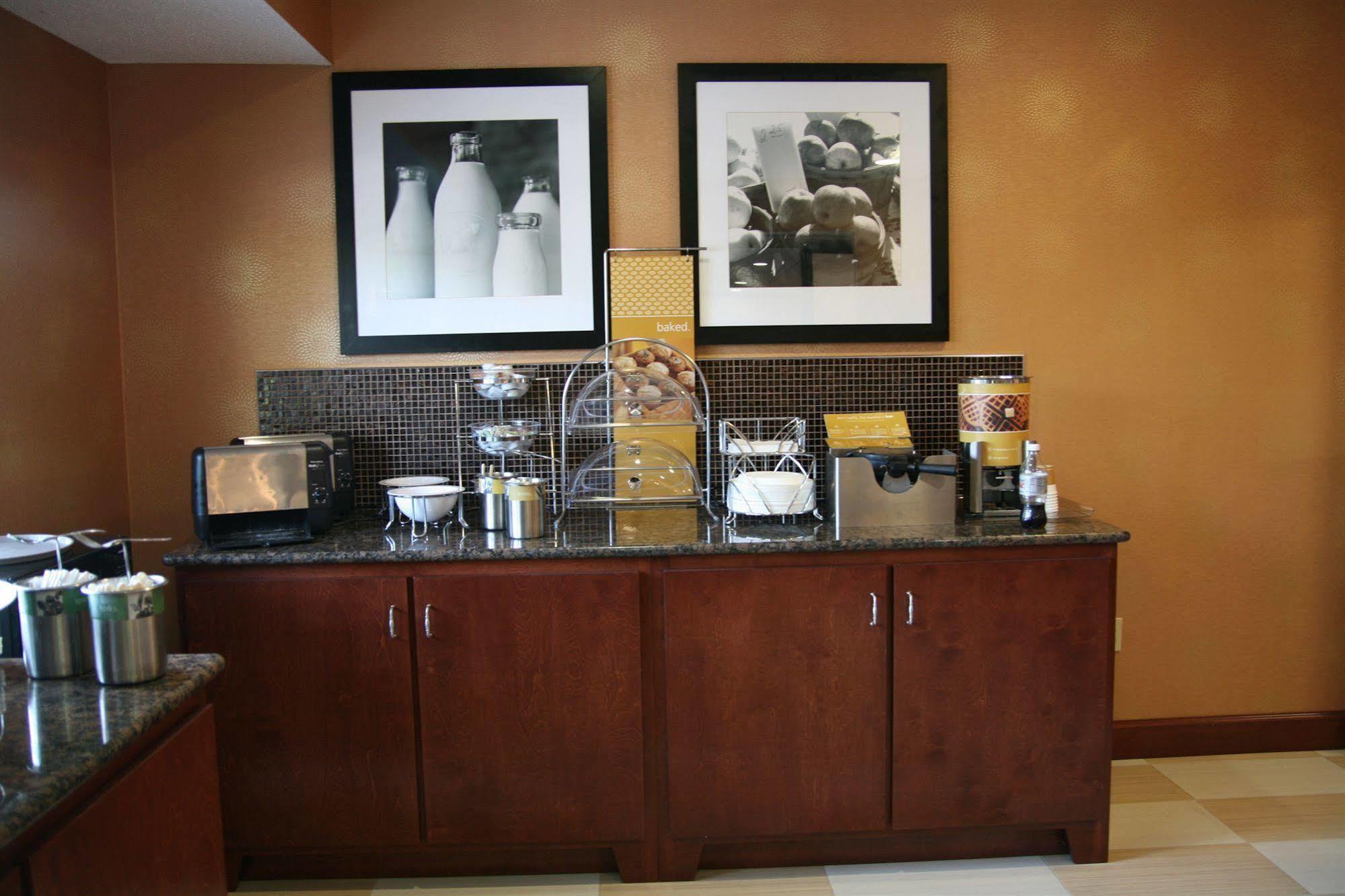 Hampton Inn Manhattan Exterior foto